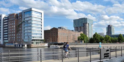 The swing bridge in Hamburg demonstrates the capacity of Pasquick® in corrosion protection.