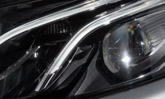 In the joint program initiated by German GIZ, the project partners develop value chains for materials recycled from end-of-life automotive headlamps