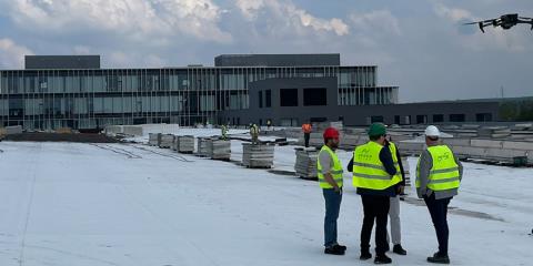 Climate neutral Desmodur® CQ MS for low-carbon PUR/PIR insulation